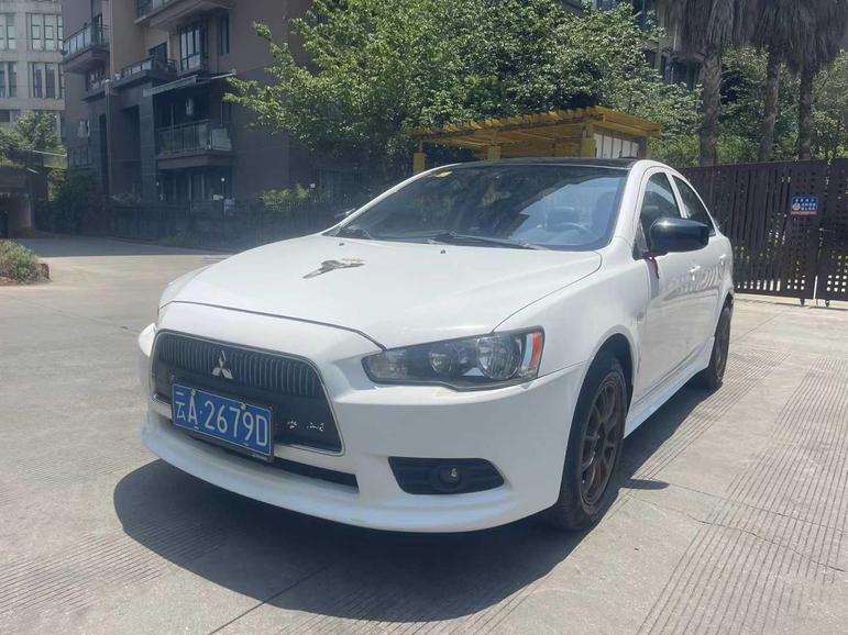 r1017601-mitsubishi-lancer-2015_0