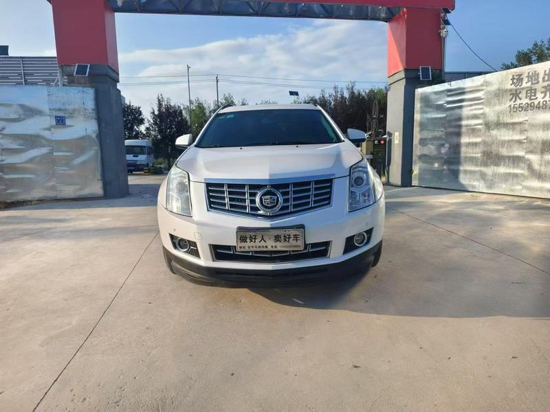 r1017651-cadillac-srx-2016_0