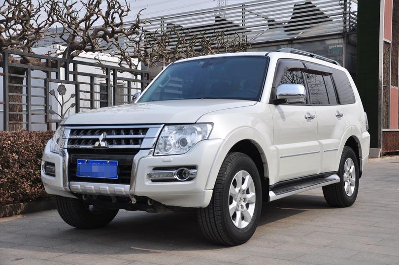 r1017664-mitsubishi-pajero-2018_0