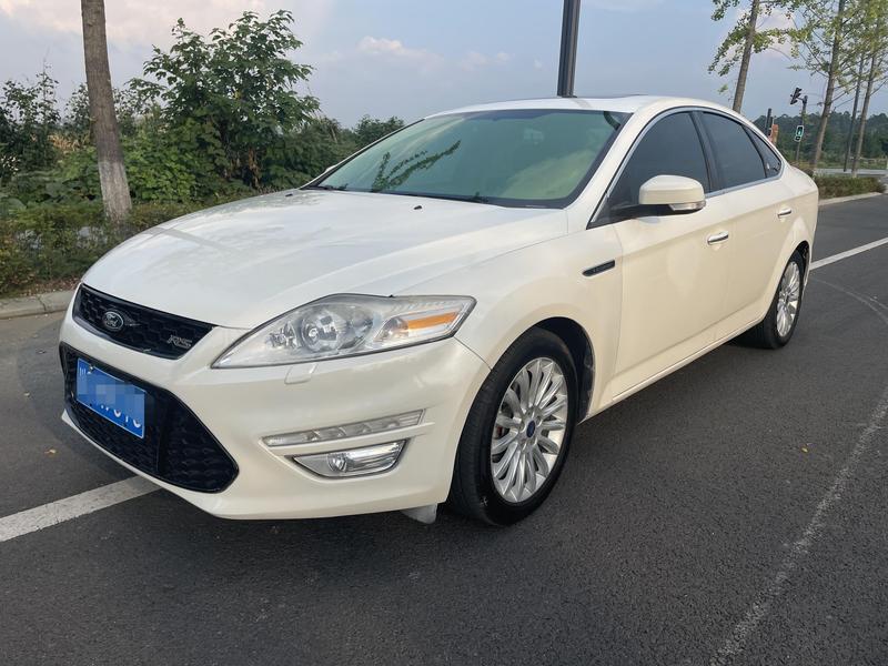 r1017709-ford-mondeo-zhisheng-2013_0
