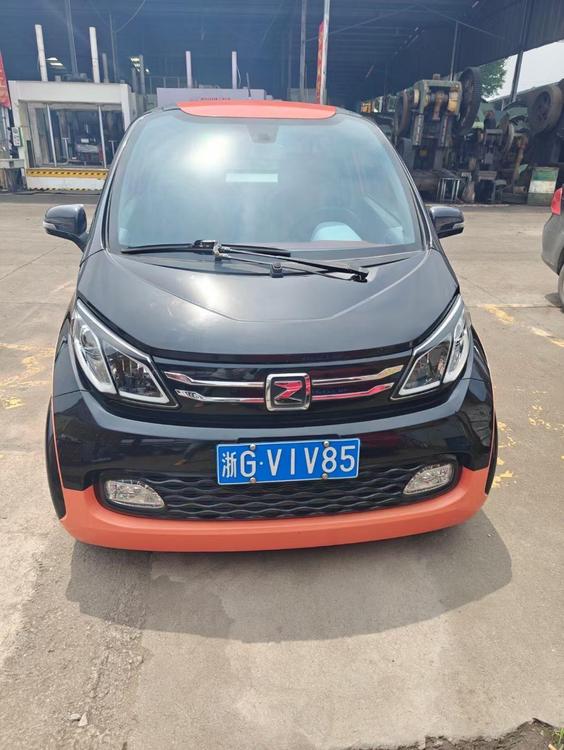 r1017798-zotye-e200-2017_0