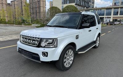 r1017889-land-rover-discovery-2012_0