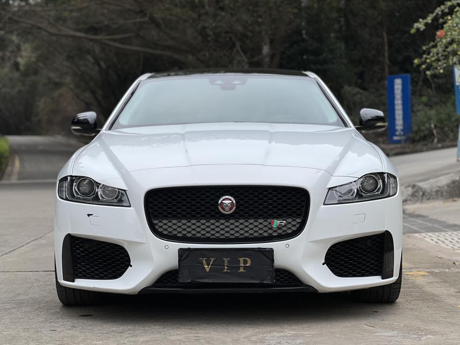 r1017972-jaguar-xf-2016_0