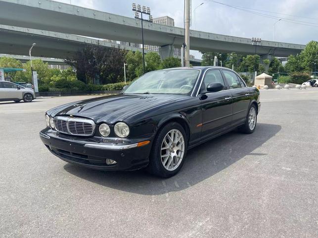 r1017985-jaguar-xj-2008_0