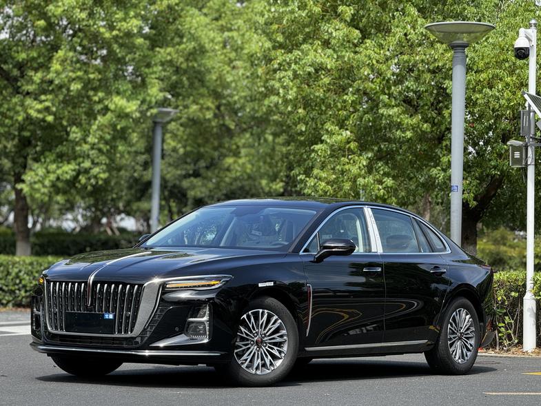 r1018189-hongqi-h5-2024_0