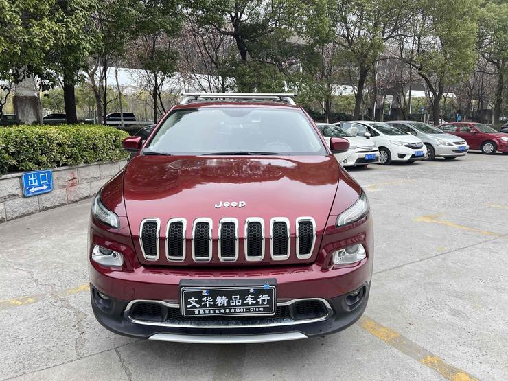 r1018222-jeep-cherokee-2019_0