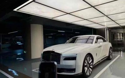 r1018286-rolls-royce-spectre-2024_0