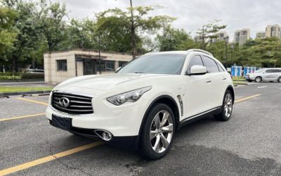 r1018291-infiniti-qx70-2014_0