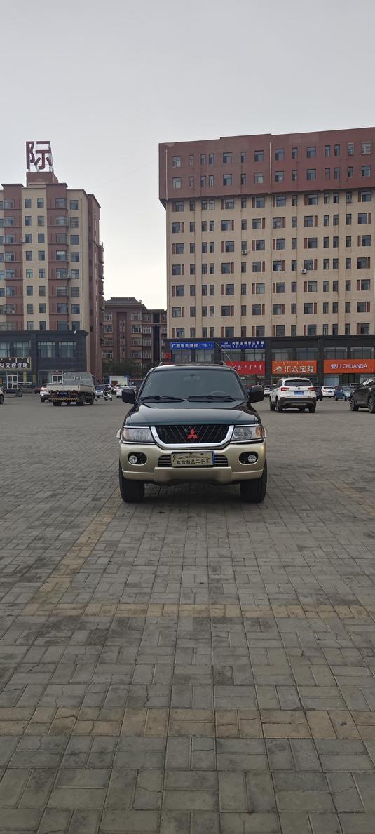 r1018308-mitsubishi-pajero-sport-2004_0