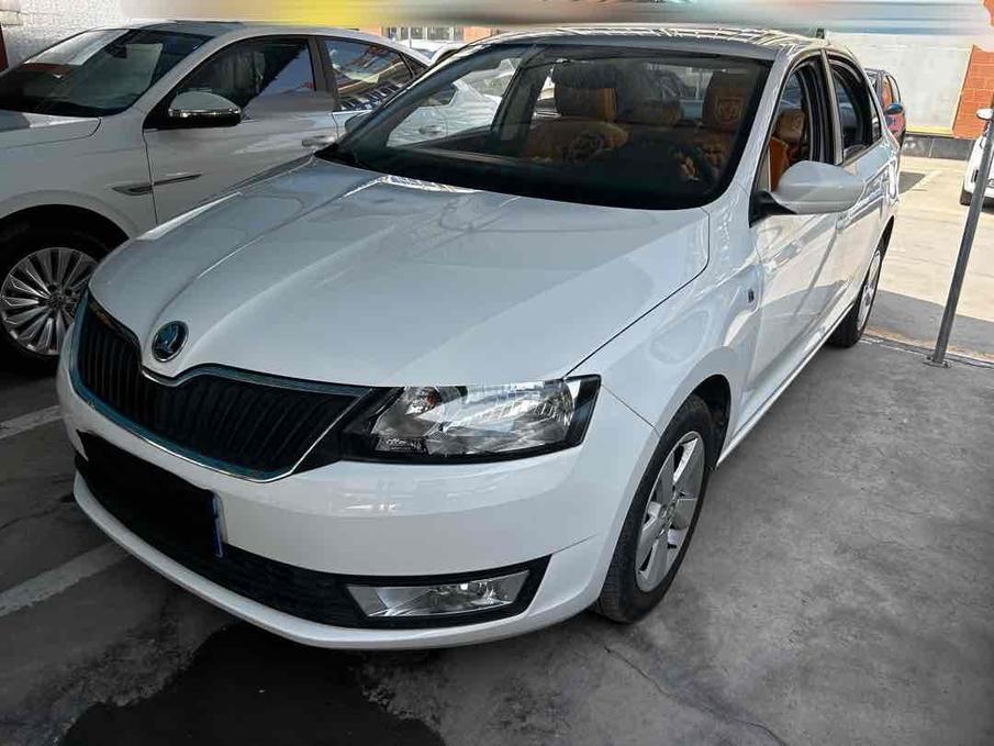 r1018387-skoda-rapid-2014_0