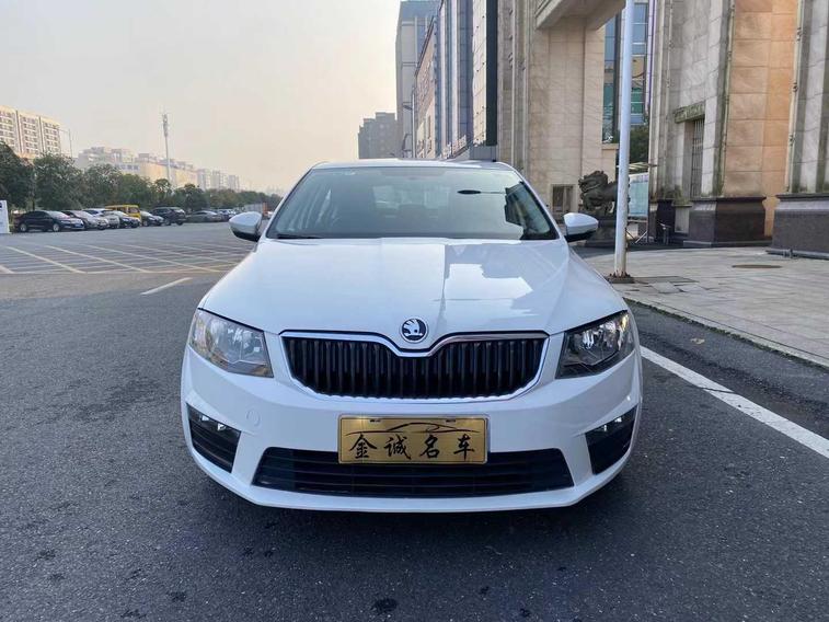 r1018585-skoda-octavia-2019_0