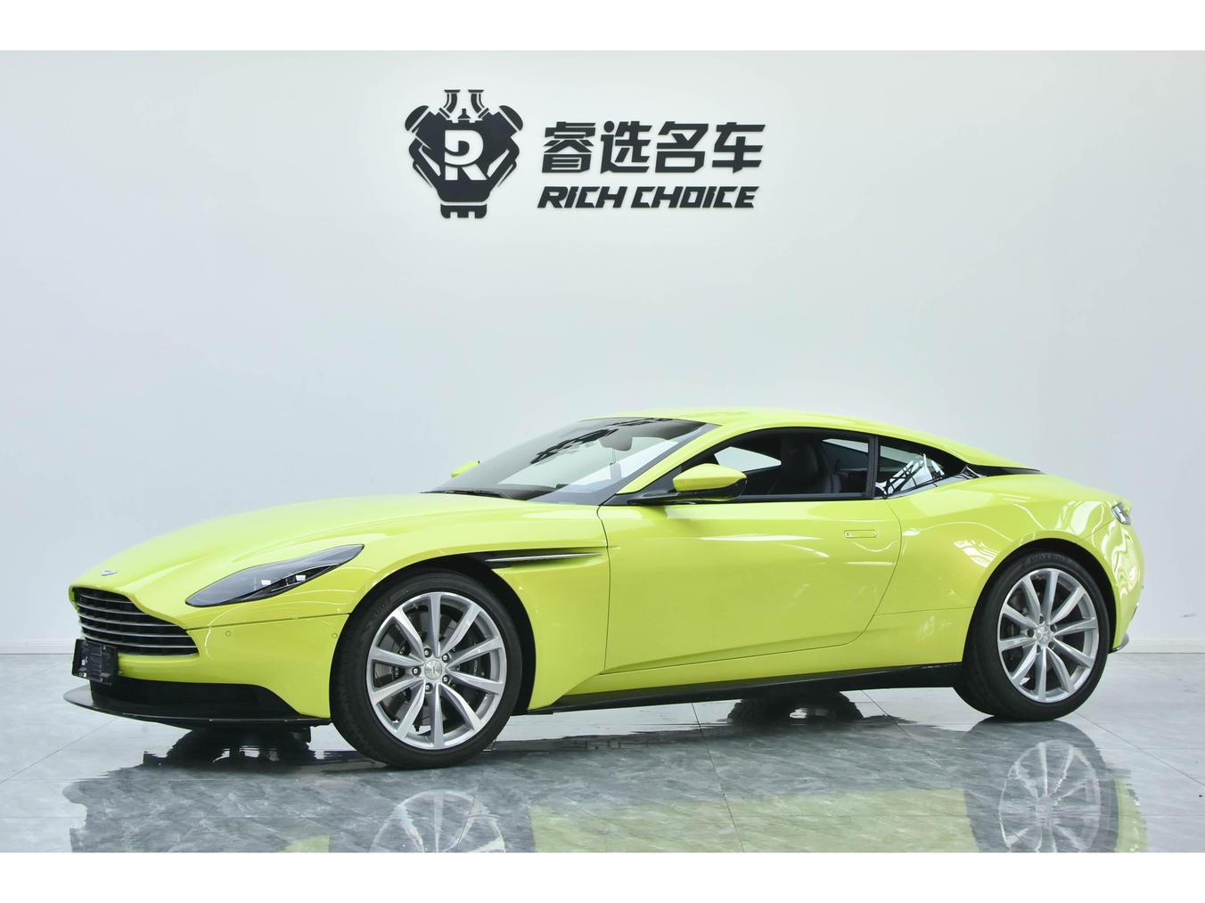 r1018627-aston-martin-db11-2023_0