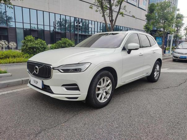 r1018662-volvo-xc60-2020_0