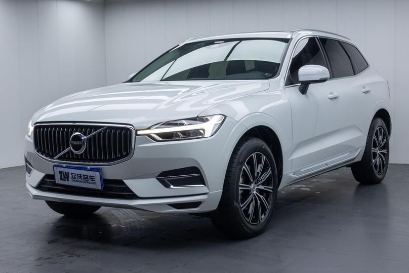 r1018748-volvo-xc60-2020_0