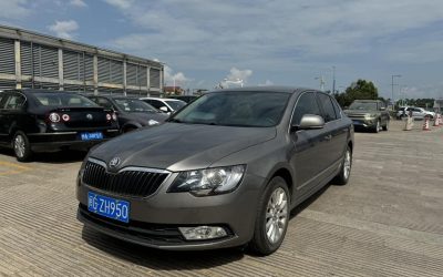 r1018867-skoda-superb-2016_0