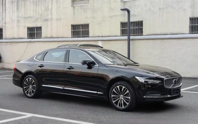 r1018878-volvo-s90-2023_0