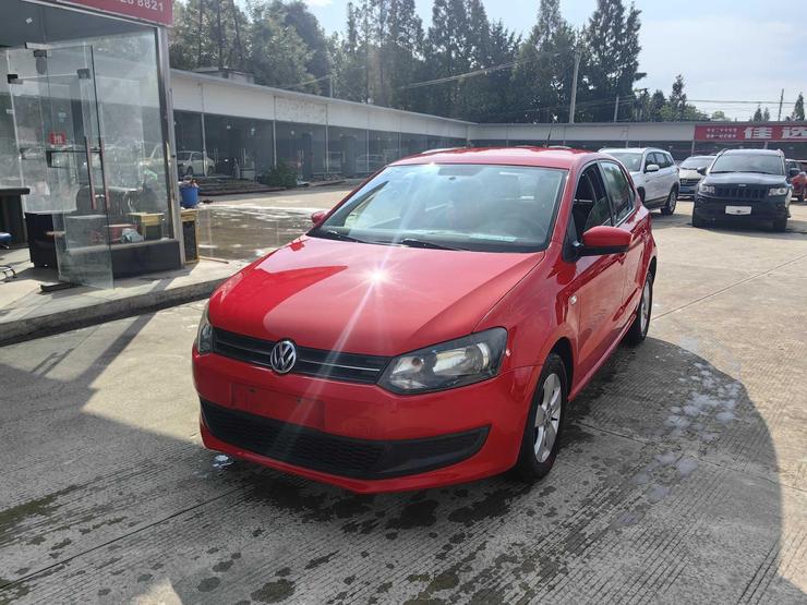 r1019052-volkswagen-polo-2014_0