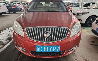r1019078-buick-excelle-gt-2012_0