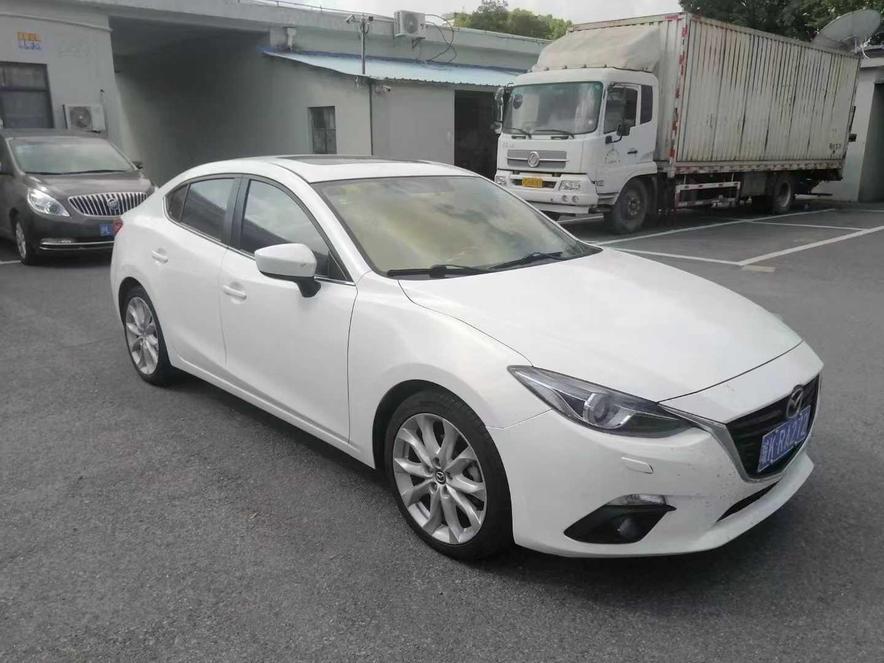 r1019103-mazda3-axela-2016_0