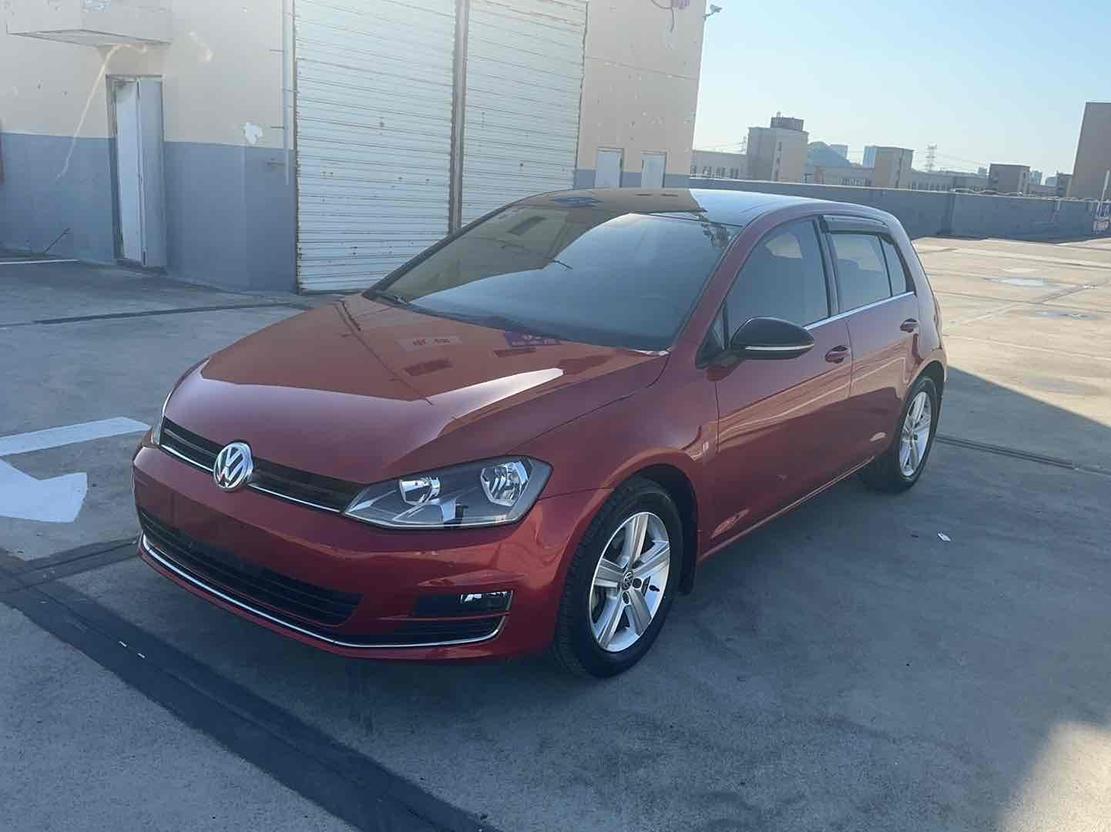r1019136-volkswagen-golf-2017_0