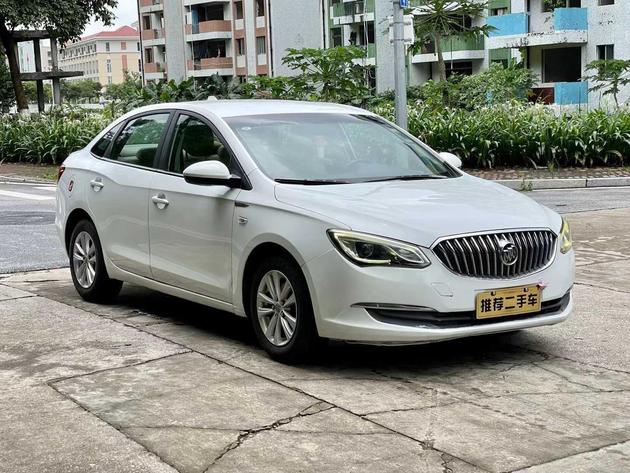 r1019162-buick-excelle-gt-2017_0