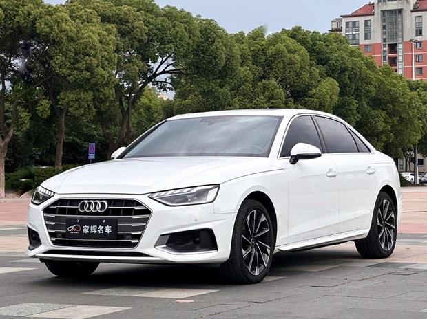 r1019180-audi-a4l-2022_0