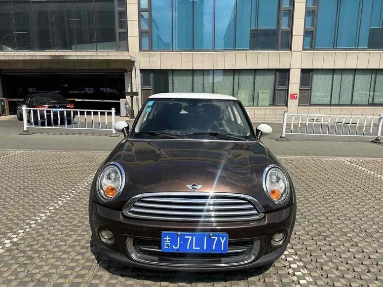 r1019209-mini-2012_0