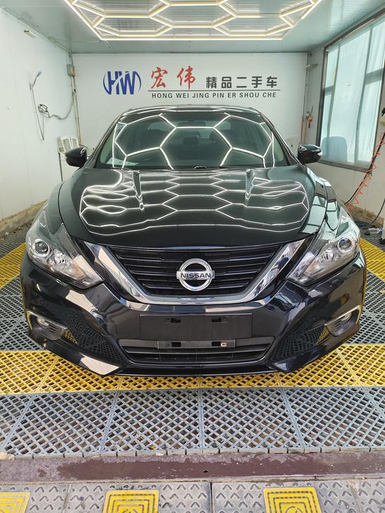 r1019389-nissan-altima-2017_0