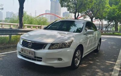 r1019411-honda-accord-2010_0