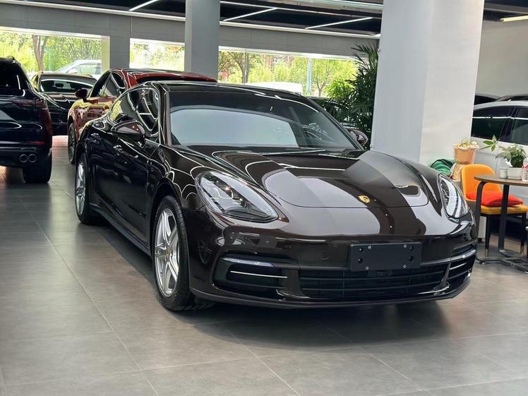 r1019427-porsche-panamera-2018_0