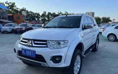 r1019496-mitsubishi-pajero-sport-2014_0