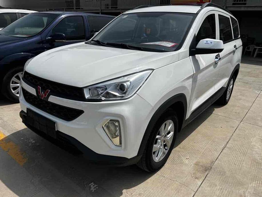 r1019542-wuling-hongguang-s3-2020_0