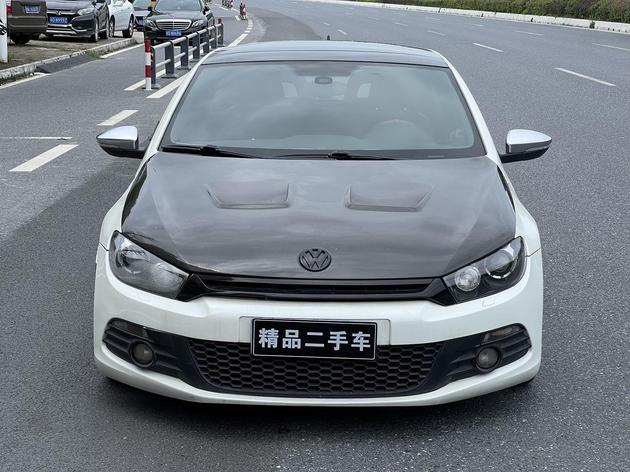 r1019574-volkswagen-scirocco-2011_0