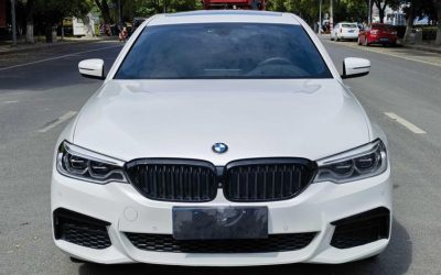 r1019639-bmw-5-series-2020_0