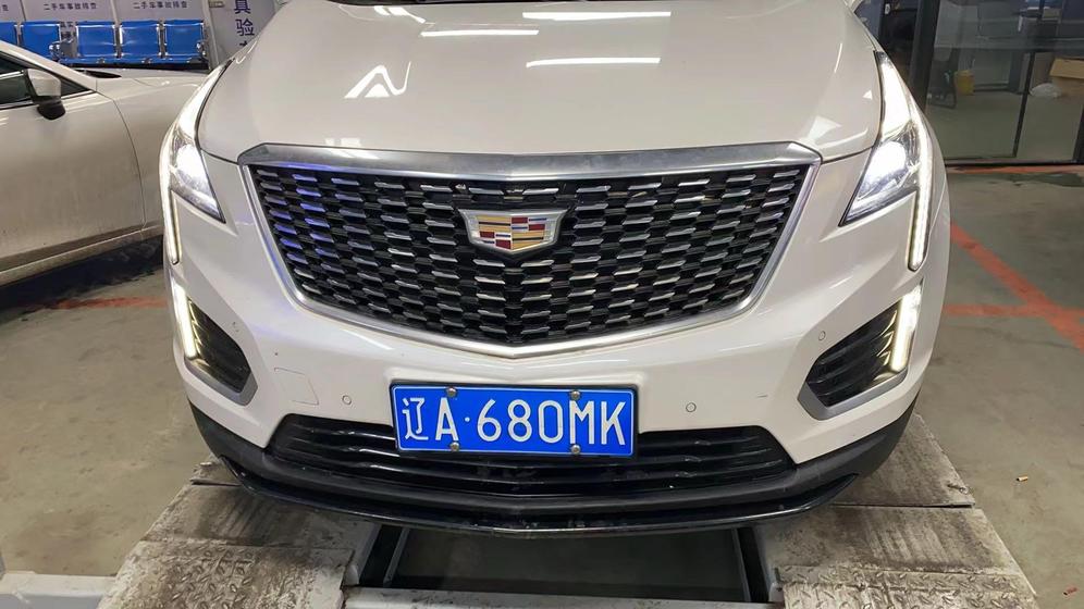 r1019778-cadillac-xt5-2021_0