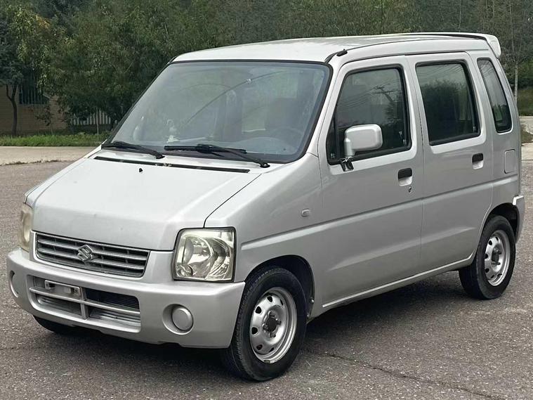 r1019830-suzuki-wagon-r-2013_0
