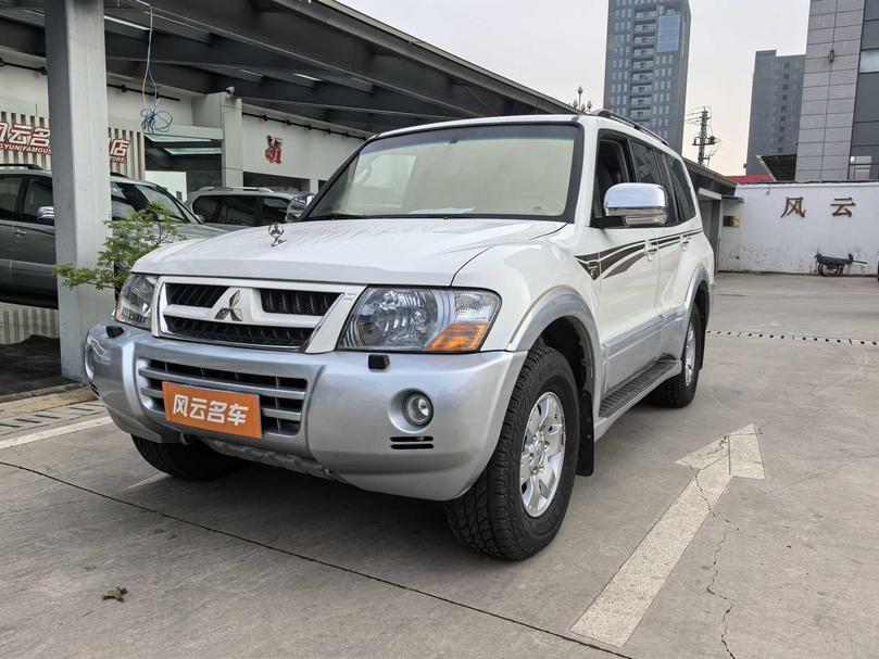 r1019873-mitsubishi-pajero-2008_0