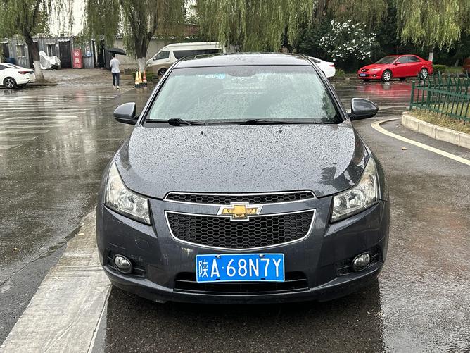 r1019885-chevrolet-cruze-2009_0
