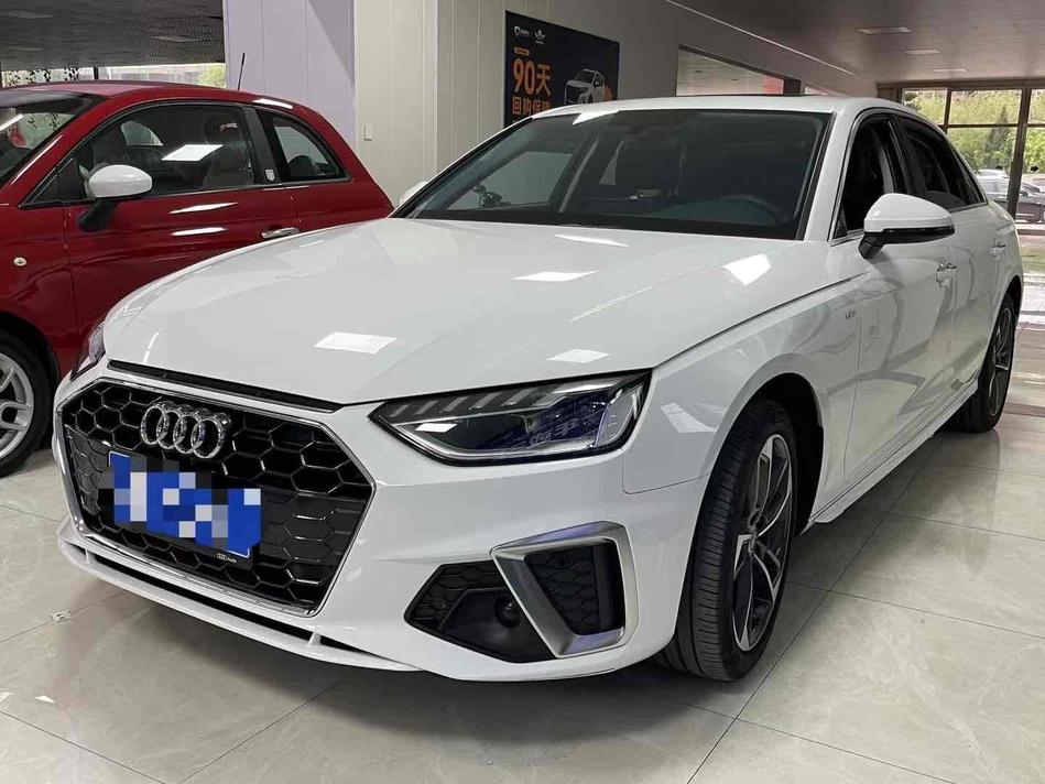 r1019981-audi-a4l-2022_0