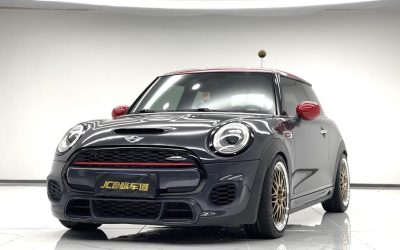 r1019985-mini-jcw-2016_0