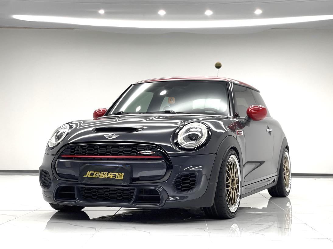 r1019985-mini-jcw-2016_0