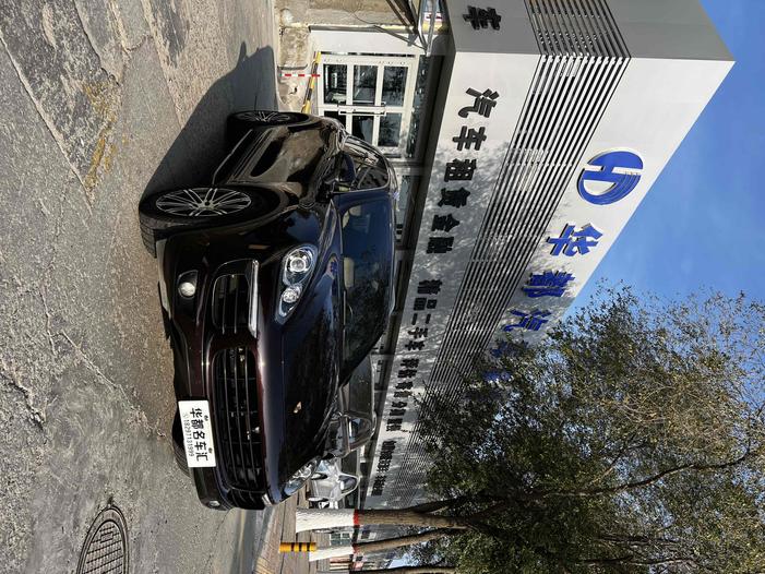 r1020011-porsche-cayenne-2016_0