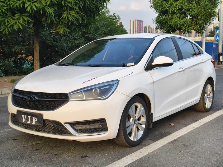 r1020042-chery-arrizo-8-2017_0