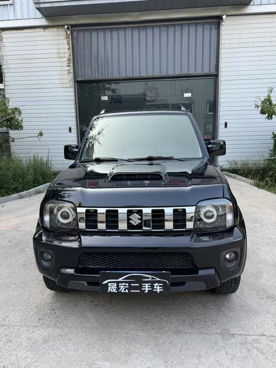 r1020072-suzuki-jimny-2016_0