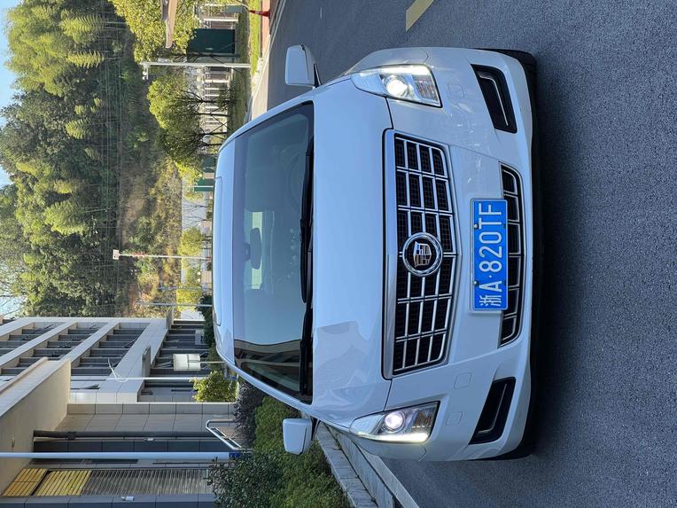 r1020073-cadillac-xts-2015_0