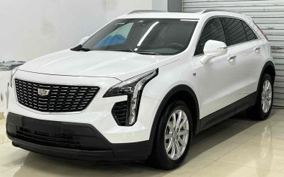 r1020084-cadillac-xt4-2021_0