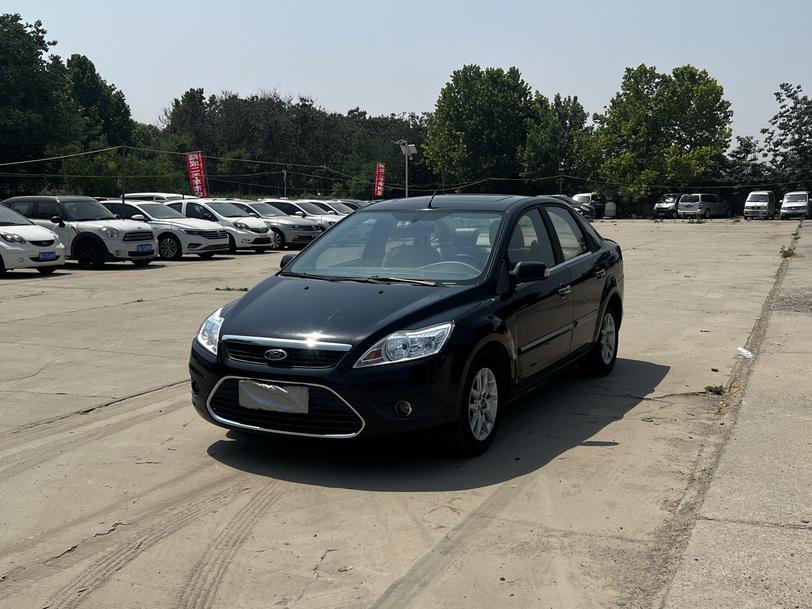 r1020098-ford-focus-2012_0