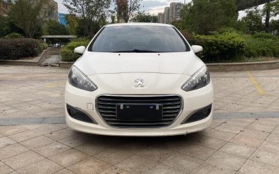 r1020118-peugeot-308-2013_0