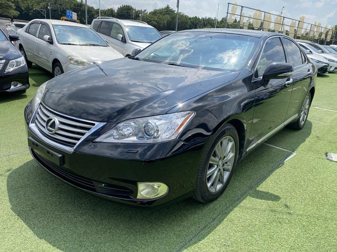 r1020127-lexus-es-2011_0