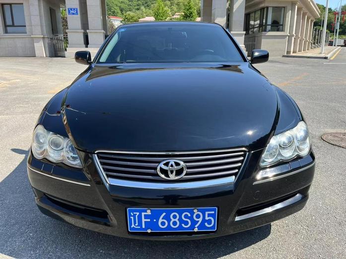 r1020129-toyota-reiz-2007_0